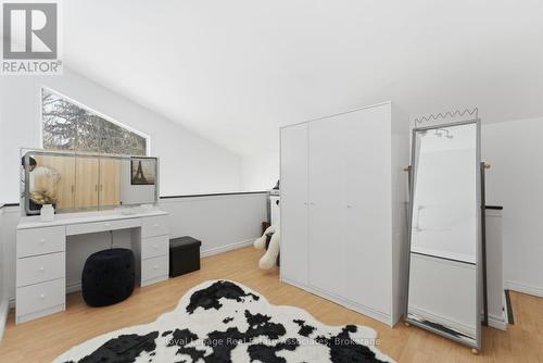 708 Montbeck Crescent, Mississauga, ON - Indoor