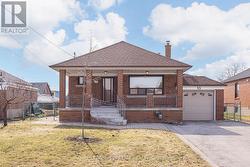 MAIN - 55 KEELEGATE DRIVE Toronto, ON M3K 1X9