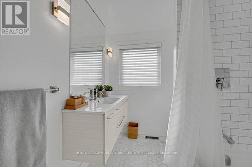 628 Ardleigh Crescent, Burlington, ON - Indoor