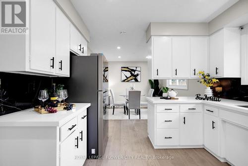 470 Franklin Street N, Kitchener, ON - Indoor Photo Showing Kitchen