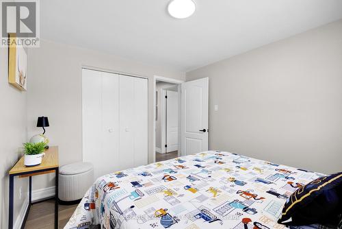 470 Franklin Street N, Kitchener, ON - Indoor Photo Showing Bedroom