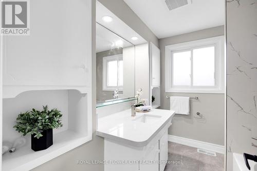 470 Franklin Street N, Kitchener, ON - Indoor Photo Showing Bathroom