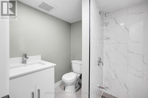 470 Franklin Street N, Kitchener, ON - Indoor Photo Showing Bathroom