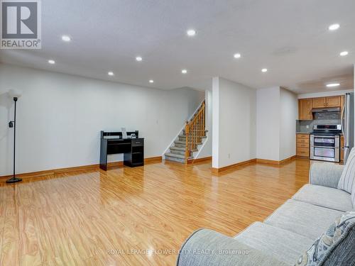 128 Donnenwerth Drive, Kitchener, ON - Indoor