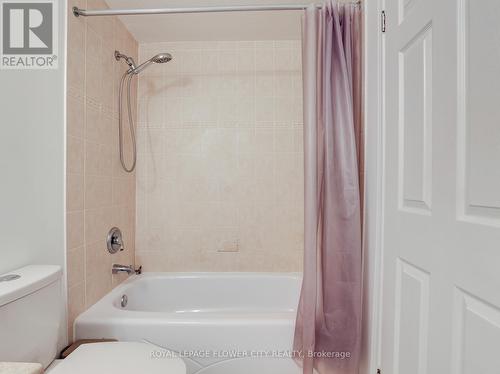 128 Donnenwerth Drive, Kitchener, ON - Indoor Photo Showing Bathroom