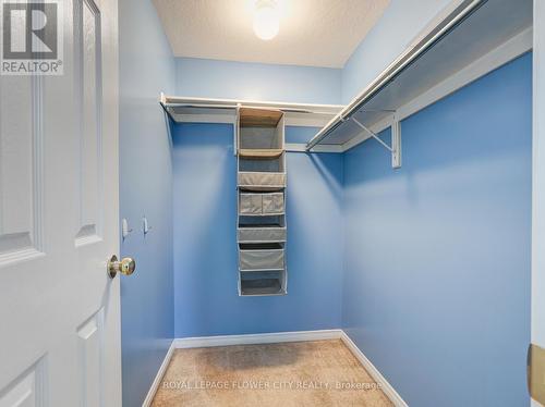 128 Donnenwerth Drive, Kitchener, ON - Indoor