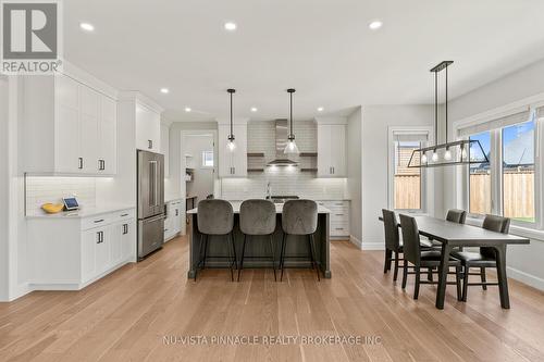 2138 Wallingford Avenue, London North (North R), ON - Indoor