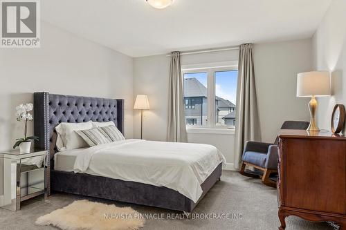 2138 Wallingford Avenue, London North (North R), ON - Indoor Photo Showing Bedroom