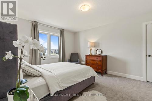 2138 Wallingford Avenue, London North (North R), ON - Indoor Photo Showing Bedroom