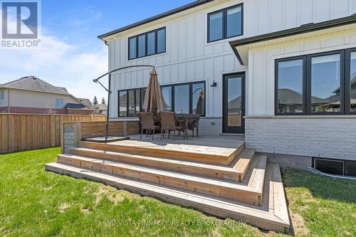 2138 Wallingford Avenue, London North (North R), ON - Outdoor With Deck Patio Veranda