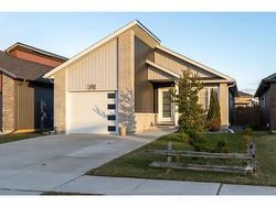 133 Moonstone Crescent Chatham, ON N7M 0S2