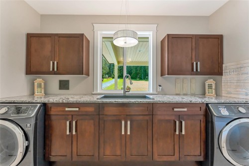 1179 Barnes Rd, Crofton, BC 