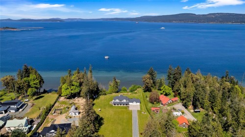 1179 Barnes Rd, Crofton, BC 