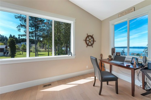 1179 Barnes Rd, Crofton, BC 