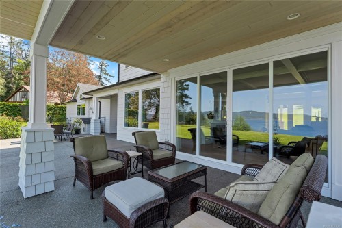 1179 Barnes Rd, Crofton, BC 