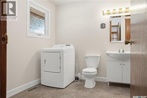 82 Burton Street, Grand Coulee, SK - Indoor