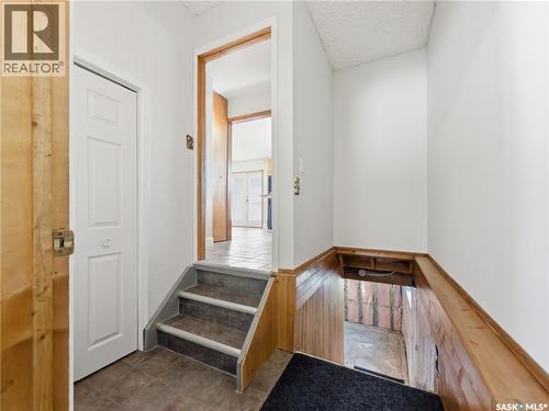 82 Burton Street, Grand Coulee, SK - Indoor Photo Showing Other Room