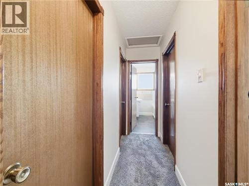 82 Burton Street, Grand Coulee, SK - Indoor Photo Showing Other Room