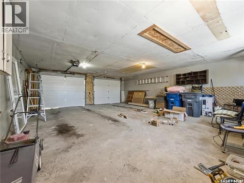 82 Burton Street, Grand Coulee, SK - Indoor Photo Showing Garage