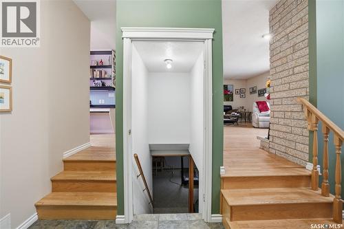 302 Bentham Crescent, Saskatoon, SK - Indoor Photo Showing Other Room