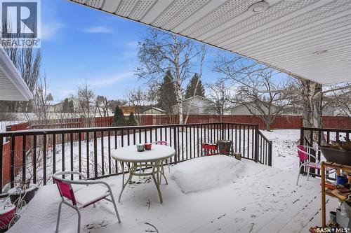 302 Bentham Crescent, Saskatoon, SK - Outdoor With Deck Patio Veranda With Exterior