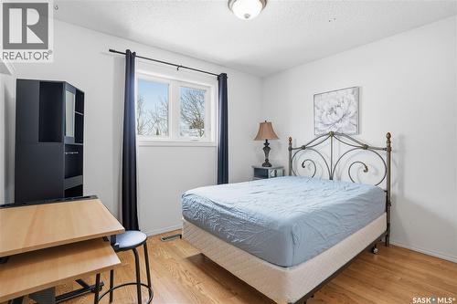 6914 Cunningham Drive, Regina, SK - Indoor Photo Showing Bedroom
