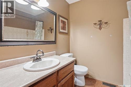 6914 Cunningham Drive, Regina, SK - Indoor Photo Showing Bathroom