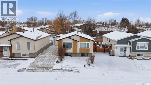 6914 Cunningham Drive, Regina, SK - Outdoor With Facade