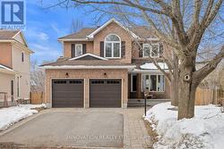 30 FERNBROOK PLACE  Ottawa, ON K2M 2L8