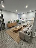 101 - 15 WALMER ROAD Toronto, ON M5R 2X1