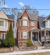 26 EASTMOUNT AVENUE Toronto, ON M4K 1V1