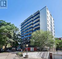 103 - 15 WALMER ROAD Toronto, ON M5R 2X1