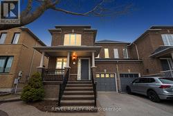 10 DINSDALE DRIVE Vaughan, ON L4H 2M5