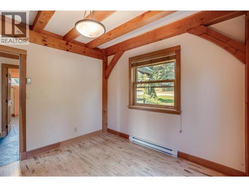 130 8Th Street N, Kaslo, BC - Indoor Photo Showing Other Room