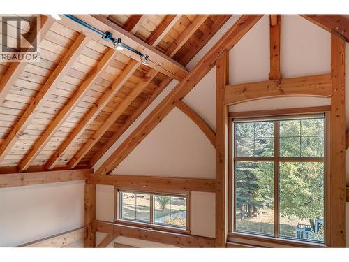 130 8Th Street N, Kaslo, BC - Indoor Photo Showing Other Room