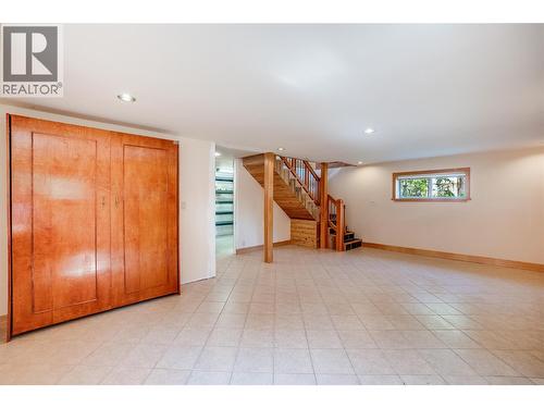 130 8Th Street N, Kaslo, BC - Indoor Photo Showing Other Room