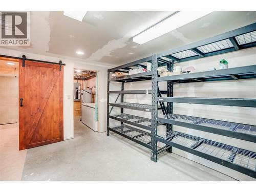 130 8Th Street N, Kaslo, BC - Indoor