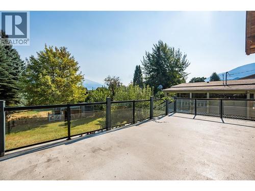 130 8Th Street N, Kaslo, BC - Outdoor
