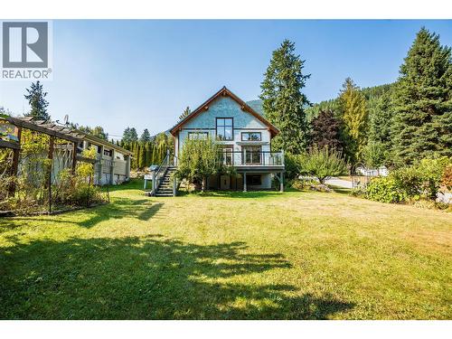 130 8Th Street N, Kaslo, BC - Outdoor With Deck Patio Veranda