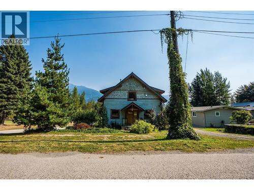 130 8Th Street N, Kaslo, BC - Outdoor