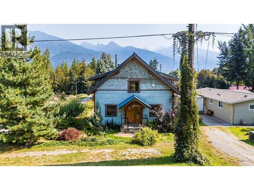 130 8Th Street N, Kaslo, BC - Outdoor