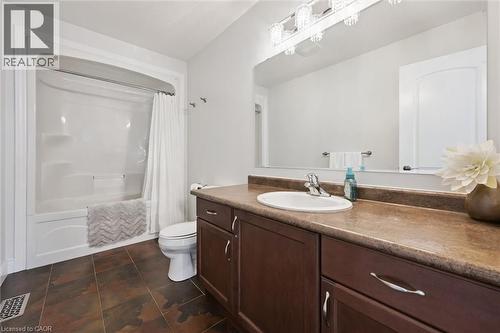 Full bathroom with vanity and shower / tub combo with curtain - 469 Woodbine Avenue, Kitchener, ON - Indoor Photo Showing Bathroom
