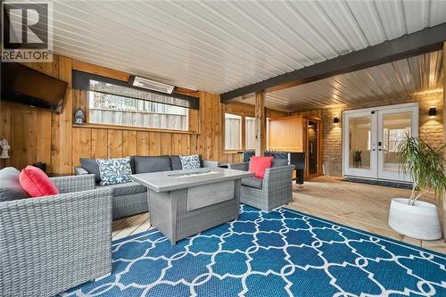 469 Woodbine Avenue, Kitchener, ON - Outdoor With Deck Patio Veranda With Exterior