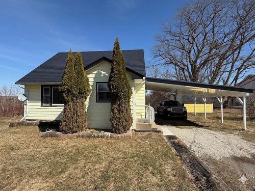 125 Cottage Street  Windsor, NS B0N 2T0