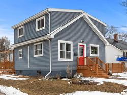 413 Hawthorne Avenue  Summerside, PE C1N 2E3