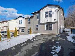 64 Everette Street  Dartmouth, NS B2W 1H2