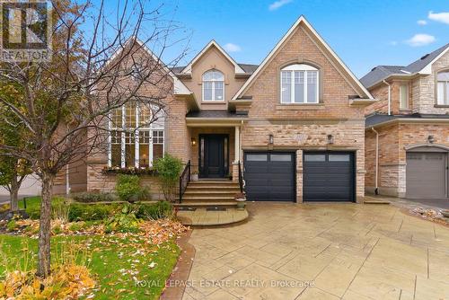 2372 AWENDA DRIVE  Oakville, ON L6H 7P7