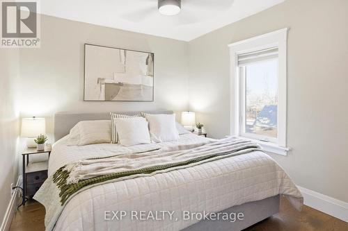 125 Wilhelm Street, Kitchener, ON - Indoor Photo Showing Bedroom