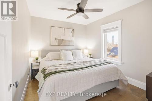 125 Wilhelm Street, Kitchener, ON - Indoor Photo Showing Bedroom