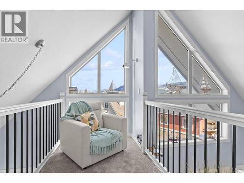 6844 Santiago Loop, Kelowna, BC - Indoor